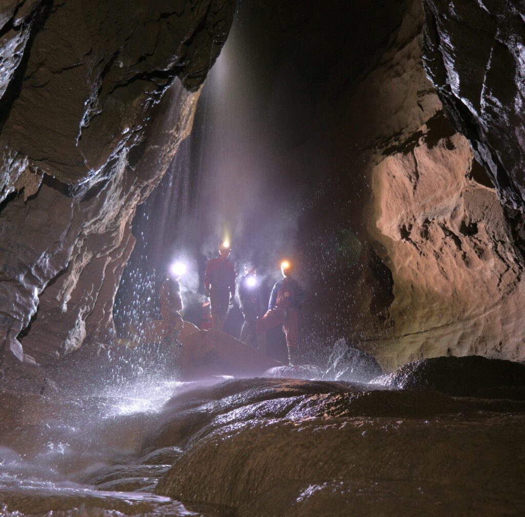 espeleobarranquismo asturias