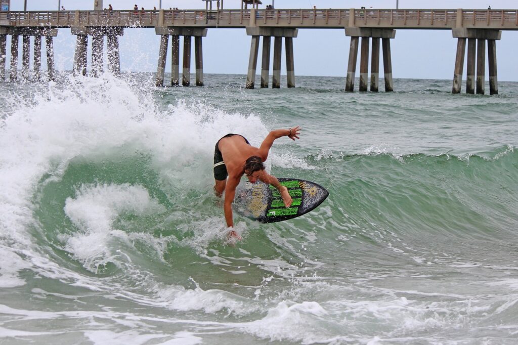 wave skimboarding