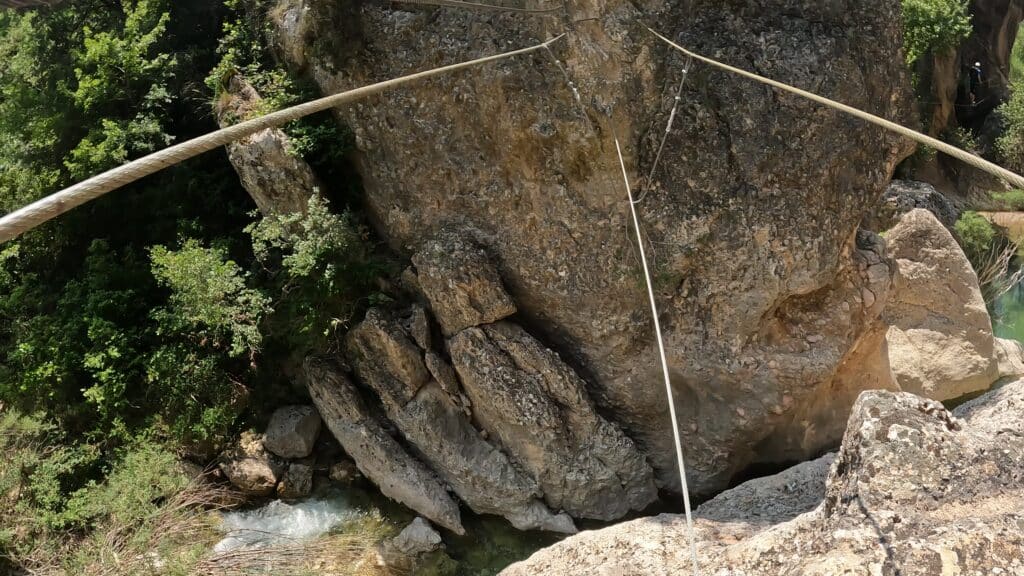 Primer puente tibetano 6m